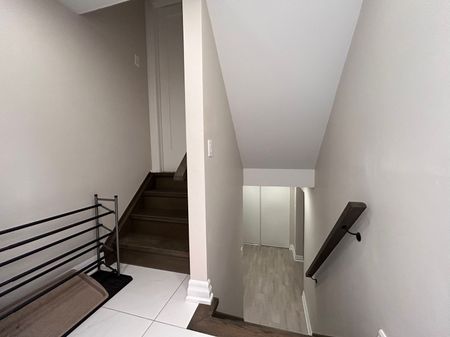 For Lease - 92 Radwell Crescent Unit# Bsmt, Toronto, Ontario - Photo 2