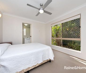 Huge 7-Bedroom Dual Living Home in the Heart of Toowong - Photo 4