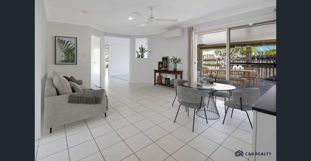 Modern Family Home with Pool in Coomera - Photo 1