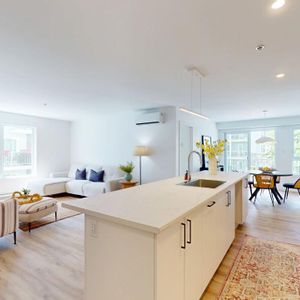 3 CH - 1 SDB - Québec - $1,900 /mo - Photo 2