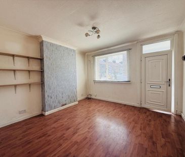 3 bedroom end of terrace house to rent - Photo 4