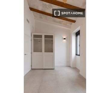 2 room luxury Flat for rent in Valencia - Photo 1