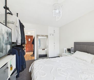 1 bedroom Apartment - TENTERFIELD HOUSE, WELWYN. - Photo 1