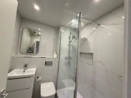 The locks, Charlotte Quay Dock, Ringsend, Dublin 4 - Photo 5