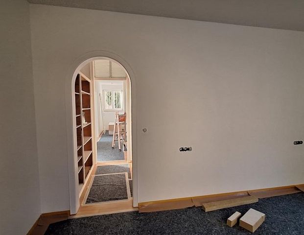 helle 3-Zi.-Whg in ES in energet. saniert. Mehrfamilienhaus - Foto 1