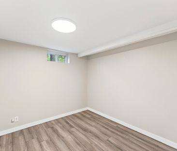 For Lease - 41 Donna Street Unit# B, Meadowlands - Crestview and Ar... - Photo 4