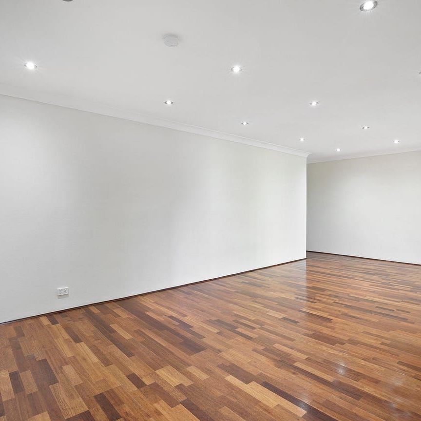 Modern 2 Bedroom Unit - Photo 1