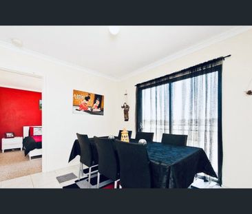 Walk to Carousel, Train Station and Leisure Center | Fully Furnished & Gated - Photo 5