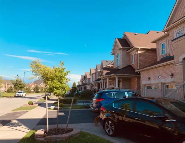 Lower- 18 Dillon Drive | 18 Dillon Drive, Brampton - Photo 1