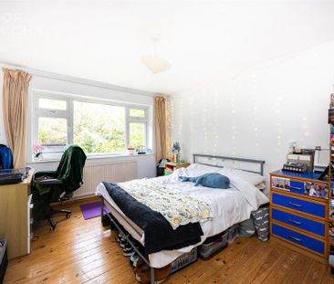 4 bedroom terraced house to rent - Photo 3