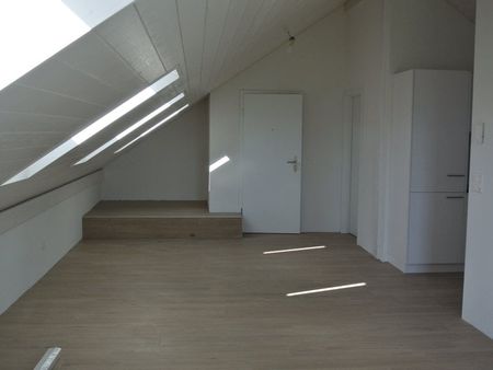 2.5 Zimmer, 2. Stock - Photo 2