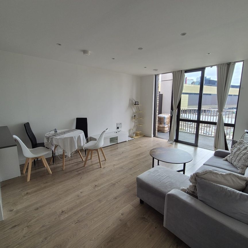 1 Bed Flat, Hawthorn House, E15 - Photo 1
