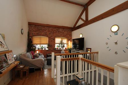 2 bedroom townhouse to rent - Photo 3