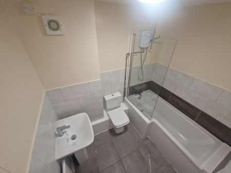 Wesley Court, Manchester - Photo 3