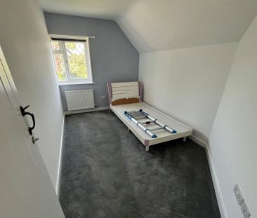 3 bedroom detached house to rent - Photo 5