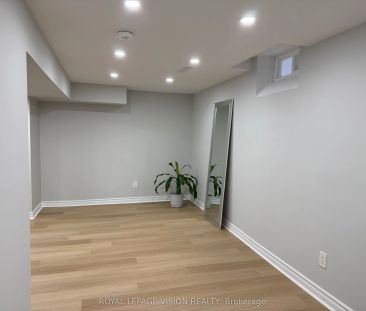 108 Pentland Crescent #Basement - Photo 1