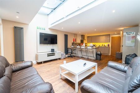 8 bedroom house to rent - Photo 3