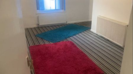 1 Bed Flat, Stapleton Road, BS5 - Photo 2