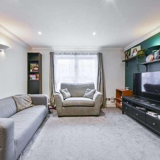 Chelsea Court, Islington, N1 - Photo 1