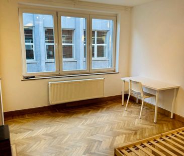 Chambres dans un appartement 3ch. meublé à 5000 Namur  Loyer: 450 € - Photo 3