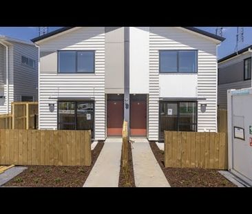 3 Bedroom in Wattle Downs - Photo 3