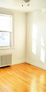 WOW! BEAU GRAND 7 1/2 - 4 CAC - QUARTIER SUPER CHIC - MONT ROYAL - Photo 3