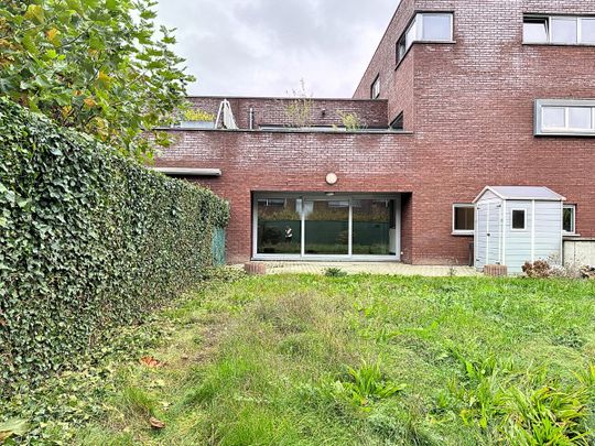 Gelijkvloers appartement met 2 slaapkamers en privétuin - Photo 1