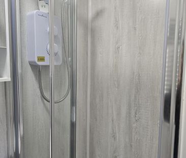 1 bedroom in a house share to rent - Photo 5