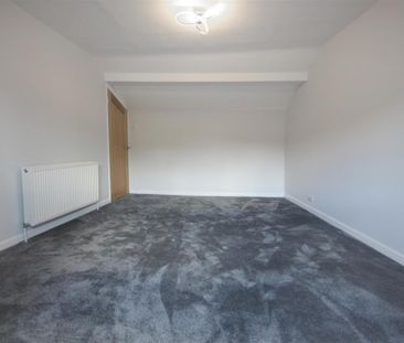 2 Bedroom Flat/Apartment To Let - Photo 5