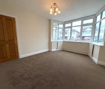 3 bedroom semi-detached house to rent - Photo 4