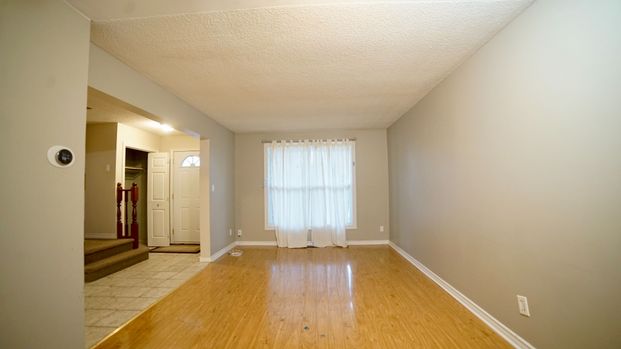 For Lease - 32 Vintage Crescent, St. Catharines, Ontario - Photo 1