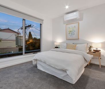 Impressive Presence And Enticing Spaces, Own Street Frontage - Photo 4