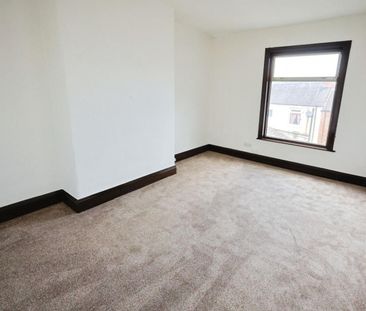 3 bedroom House To Let - Photo 4
