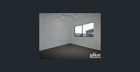 Townhouse - Open Plan Living - Photo 3