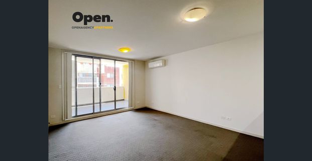 Three Bedroom Apartment For Lease - Photo 1