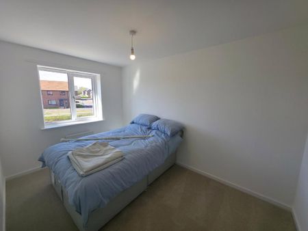 2 bedroom semi-detached house to rent - Photo 3