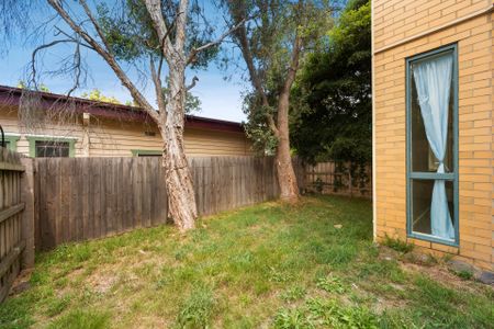 Thinking of selling? Contact our agent - Photo 5