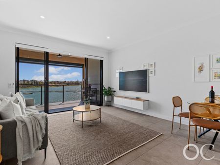 Open the Door to Waterfront Luxury - Photo 2