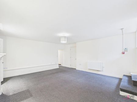 2 bedroom flat to rent - Photo 2