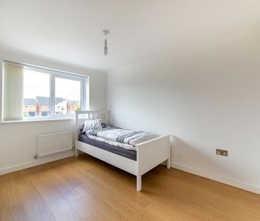 4 bed detached house to rent in Osprey Walk, Great Park, NE13 - Photo 4