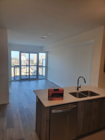 For Lease - 15 Watergarden Drive Unit# 1307, Mississauga, Ontario - Photo 3