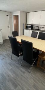 4 bedroom house to rent - Photo 3