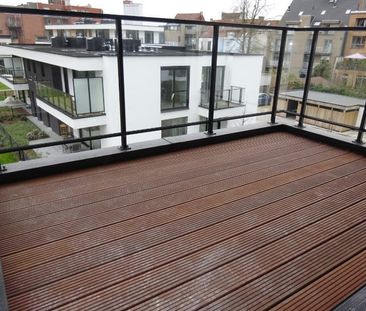 Appartement te huur - Photo 1