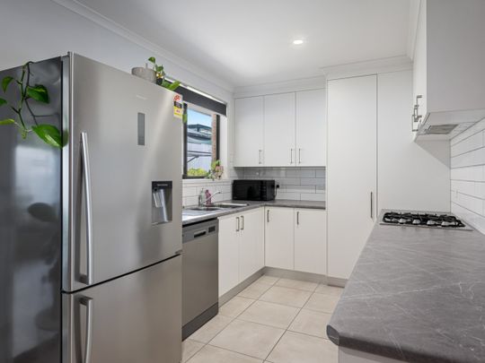 2/5 Lynch Court, Wodonga VIC 3690 - Photo 1