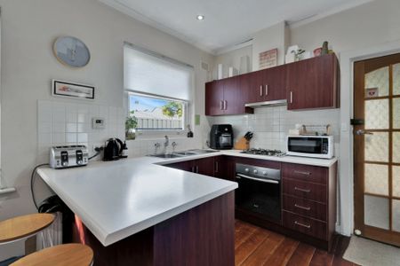 3 Selkirk Avenue, Clearview SA, Belconnen - Photo 5