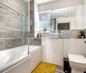 Beaumaris Parade, Balmoral Drive, Frimley, Camberley, GU16 - Photo 4