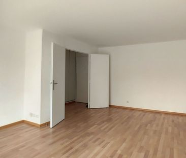 Appartement à louer 2 pièces • Suresnes - Photo 2