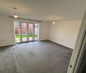 3 bedroom terraced house to rent - Photo 4