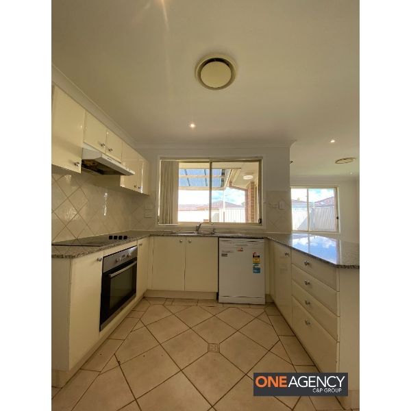 32 Burragate Crescent - Photo 1