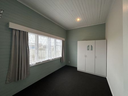 38 Vogel Street,Hawera - Photo 5